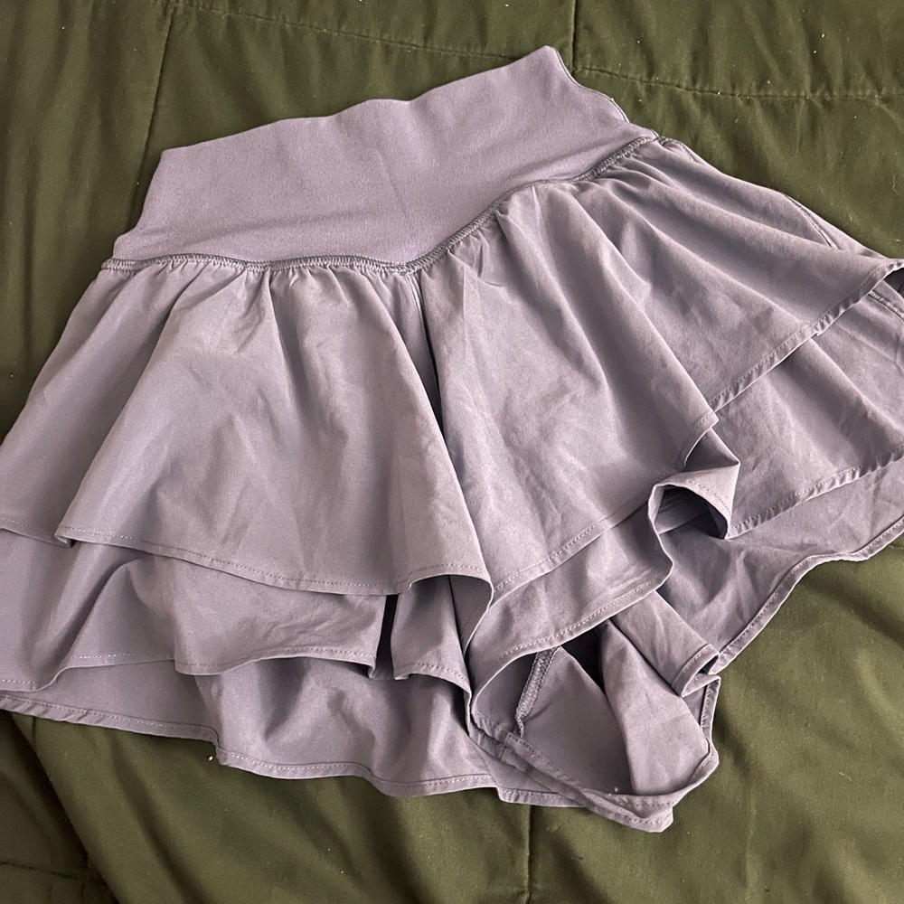 Offline flowy shorts